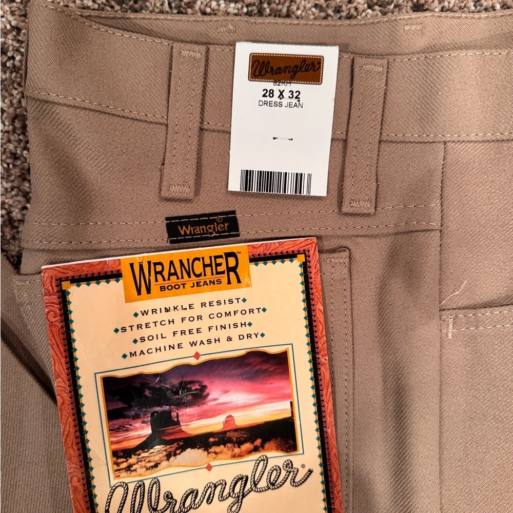 Wrangler Wrancher Men's Dress Jean - Picture 2 of 3